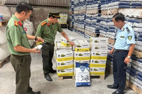 Co so san xuat 46 tan keo dan gach co dau hieu xam pham quyen so huu cong nghiep hinh anh