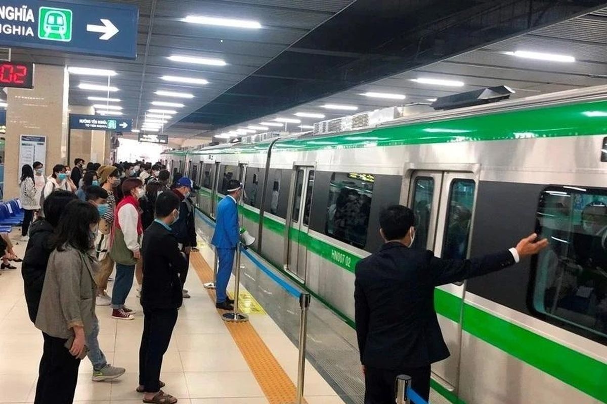 Yeu cau lam ro viec Cong ty Tri Duc cham tra luong nhan vien bao ve ga metro hinh anh