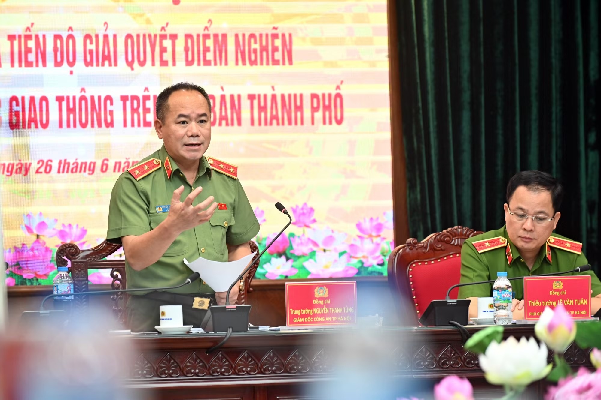 via he ha noi anh 1