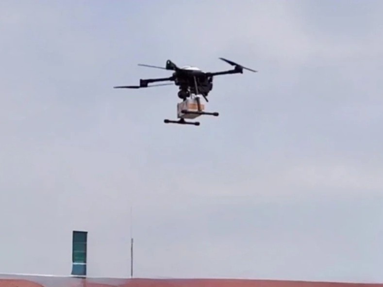 Tu 20/7, drone, flycam tren toan quoc phai gan ma dinh danh tuong tu bien so xe hinh anh