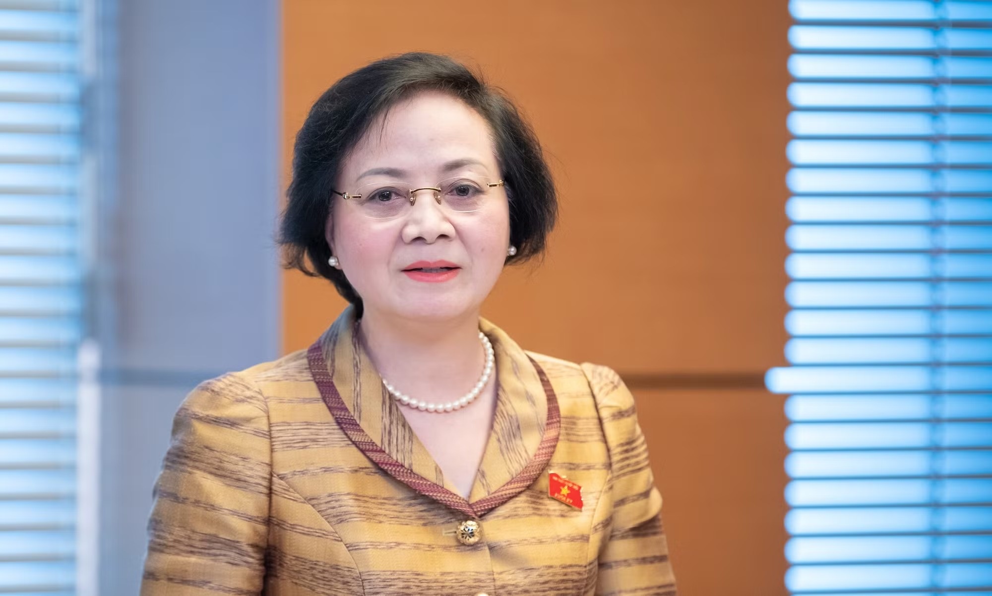 Chi dao cua Pho thu tuong sau viec ‘yeu cau cu 97 tuoi den phuong lam thu tuc' hinh anh