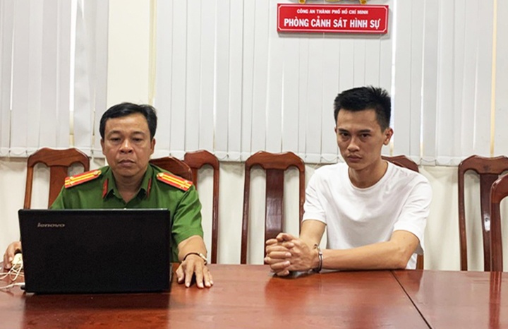 buon sieu xe,  Phan Cong Khanh anh 1