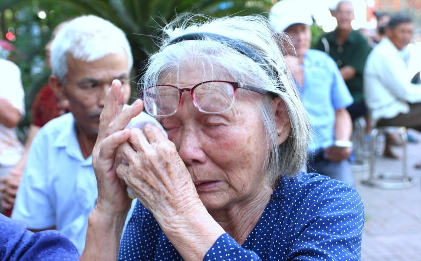 Chi gai liet si nghen ngao: 'Chi mong tim duoc em' hinh anh