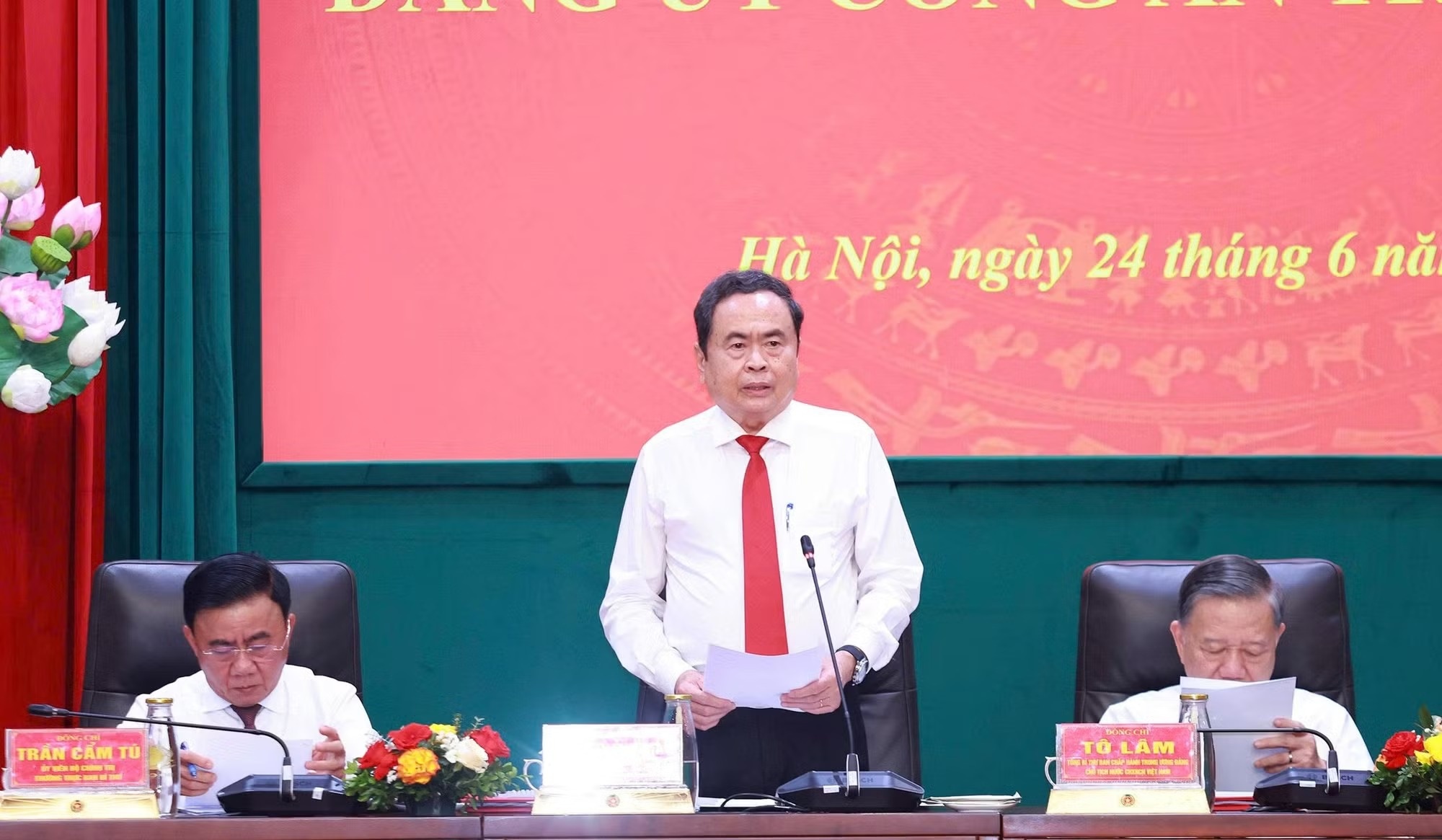 tong bi thu anh 3