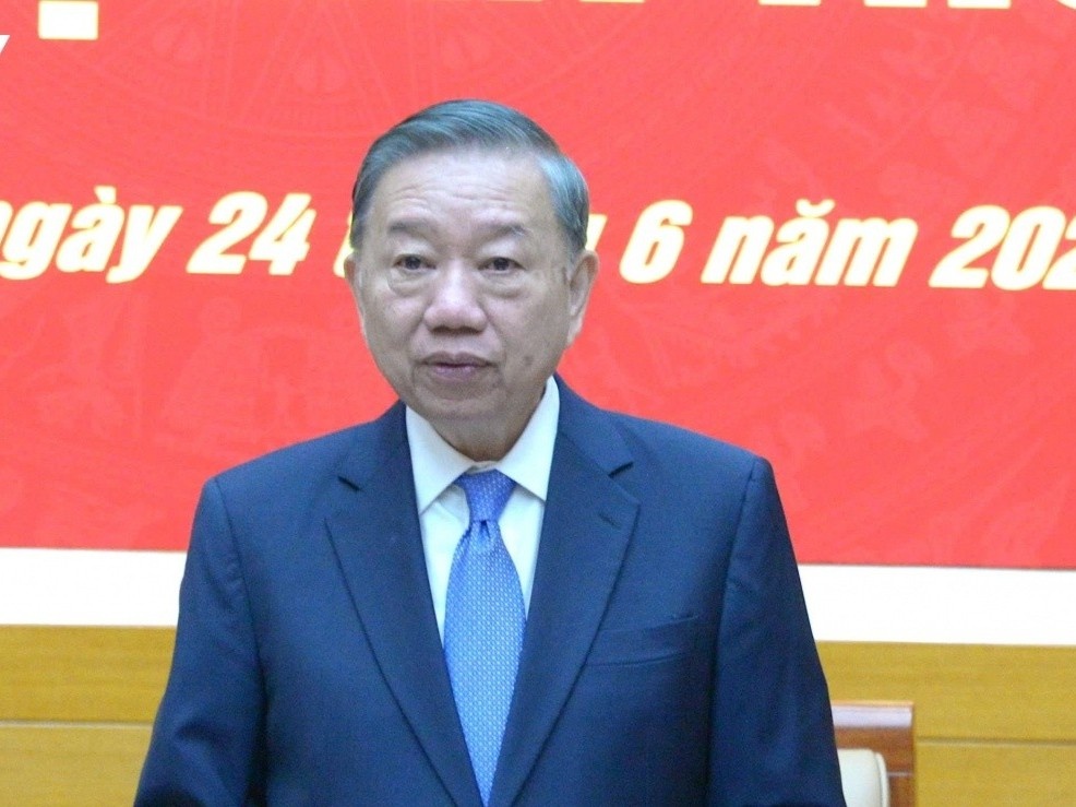 Tong Bi thu, Chu tich nuoc: Day manh ung dung tri tue nhan tao vao quan su hinh anh