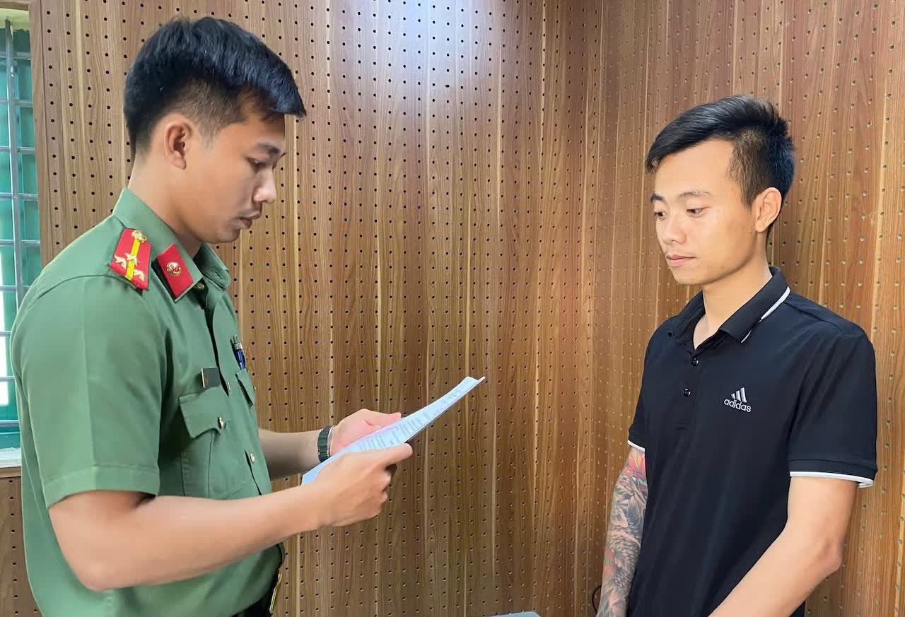 Lam ro duong day dua 12 nguoi xuat canh trai phep sang Campuchia hinh anh