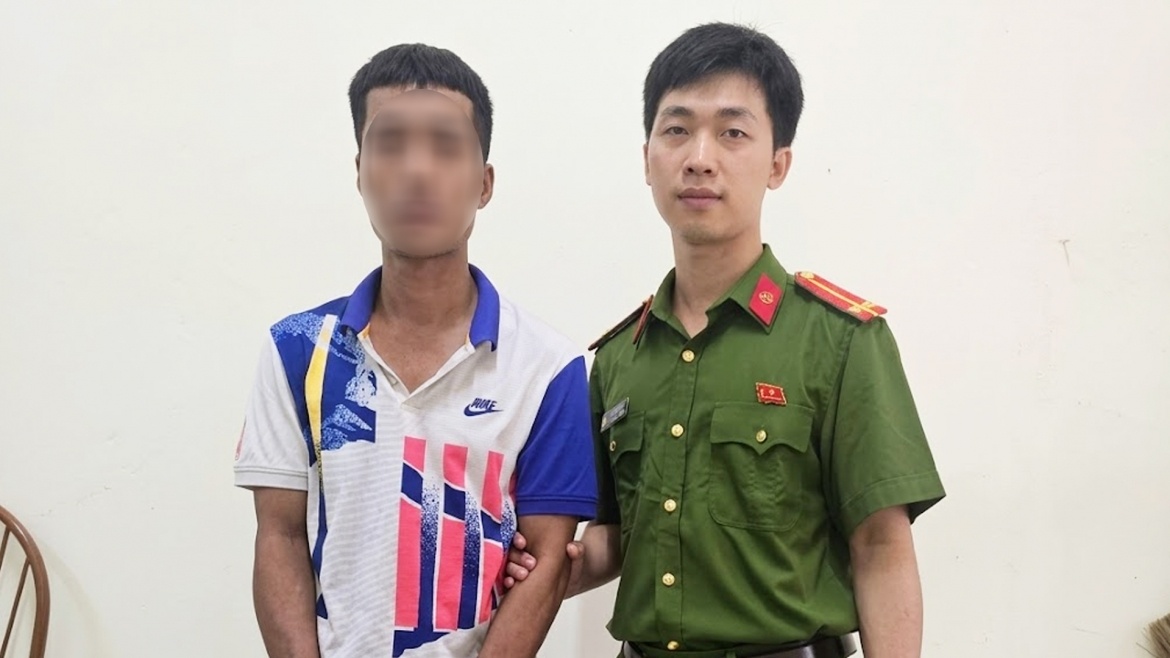 Bat giu cac doi tuong o Ha Noi, thu giu nhieu heroin, tinh dau ma tuy hinh anh