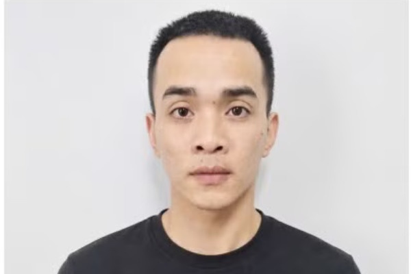 Cuop oto de tra no 200 trieu dong hinh anh