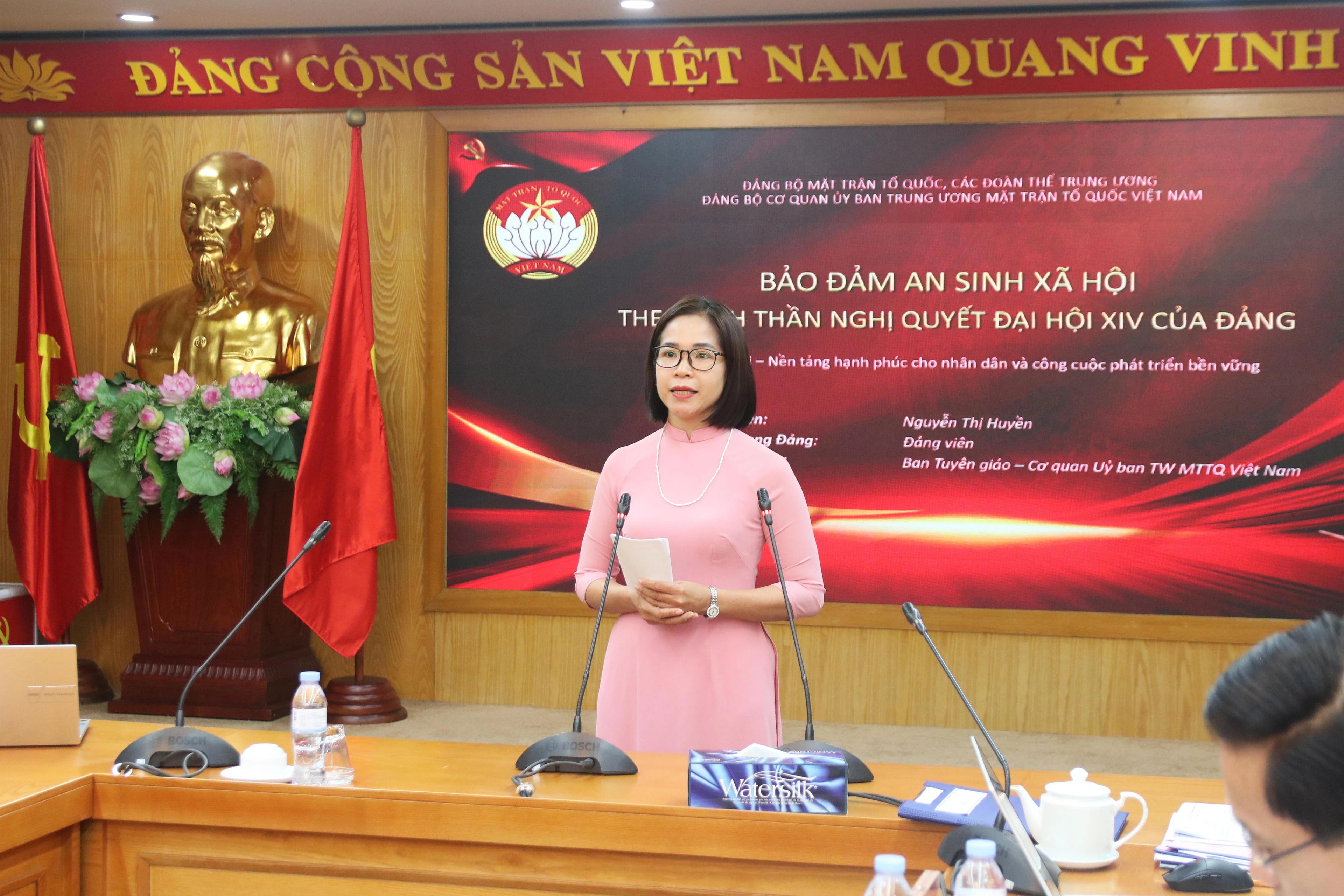 bao cao vien anh 3