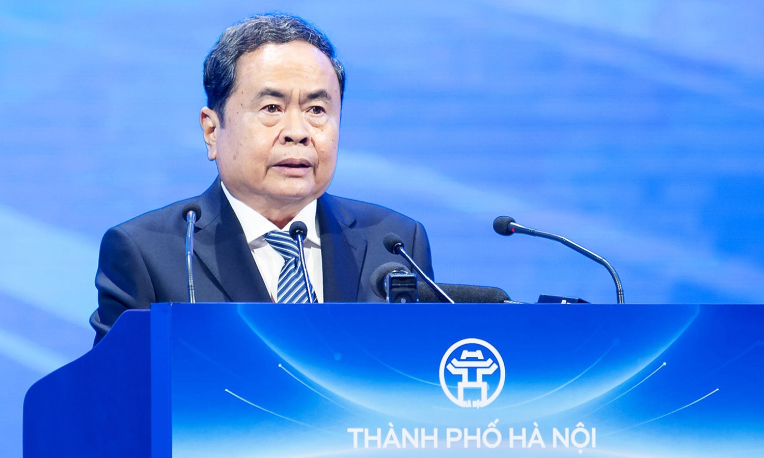 Chu tich Quoc hoi: Co hoi lich su de Thu do but pha, thuc hien quy hoach 100 nam hinh anh