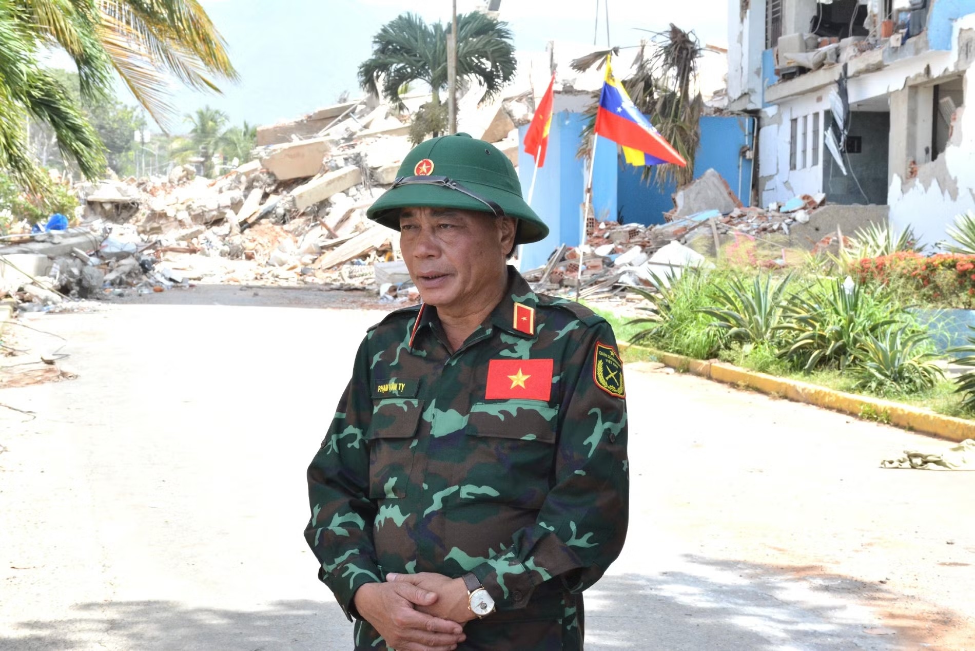 dong dat anh 2
