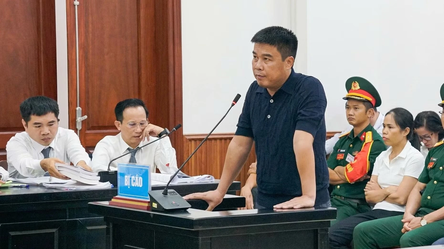 Hau 'phao' cam ket khac phuc toan bo hau qua trong 3 thang hinh anh