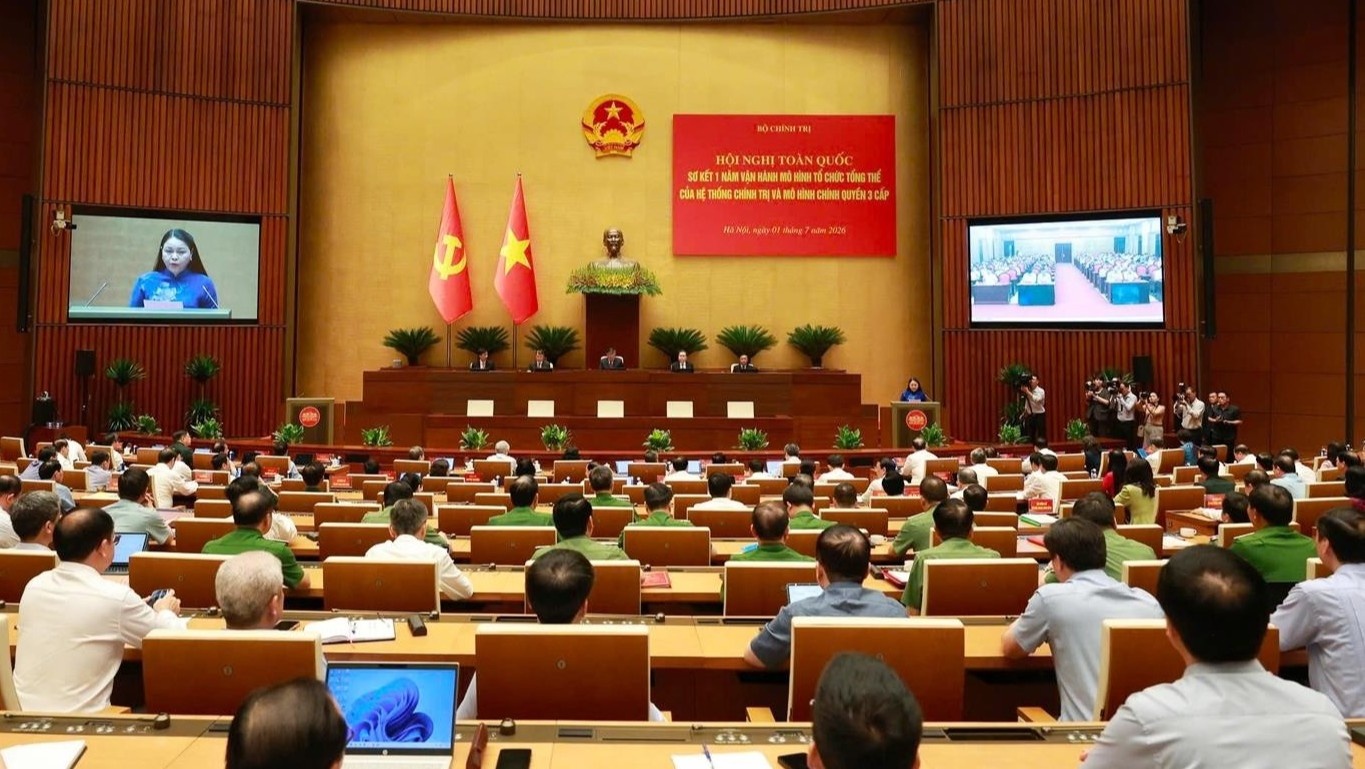 Tong Bi thu, Chu tich nuoc du hoi nghi so ket 1 nam van hanh chinh quyen 3 cap hinh anh
