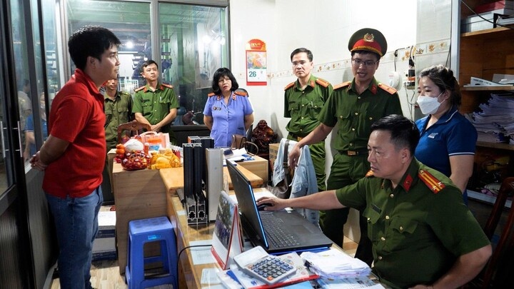 Du an,  Dien hat nhan,  Ninh Thuan 1,  Cong ty Anh Quan,  Doanh nghiep Anh Quan,  Giam doc Anh Quan anh 1