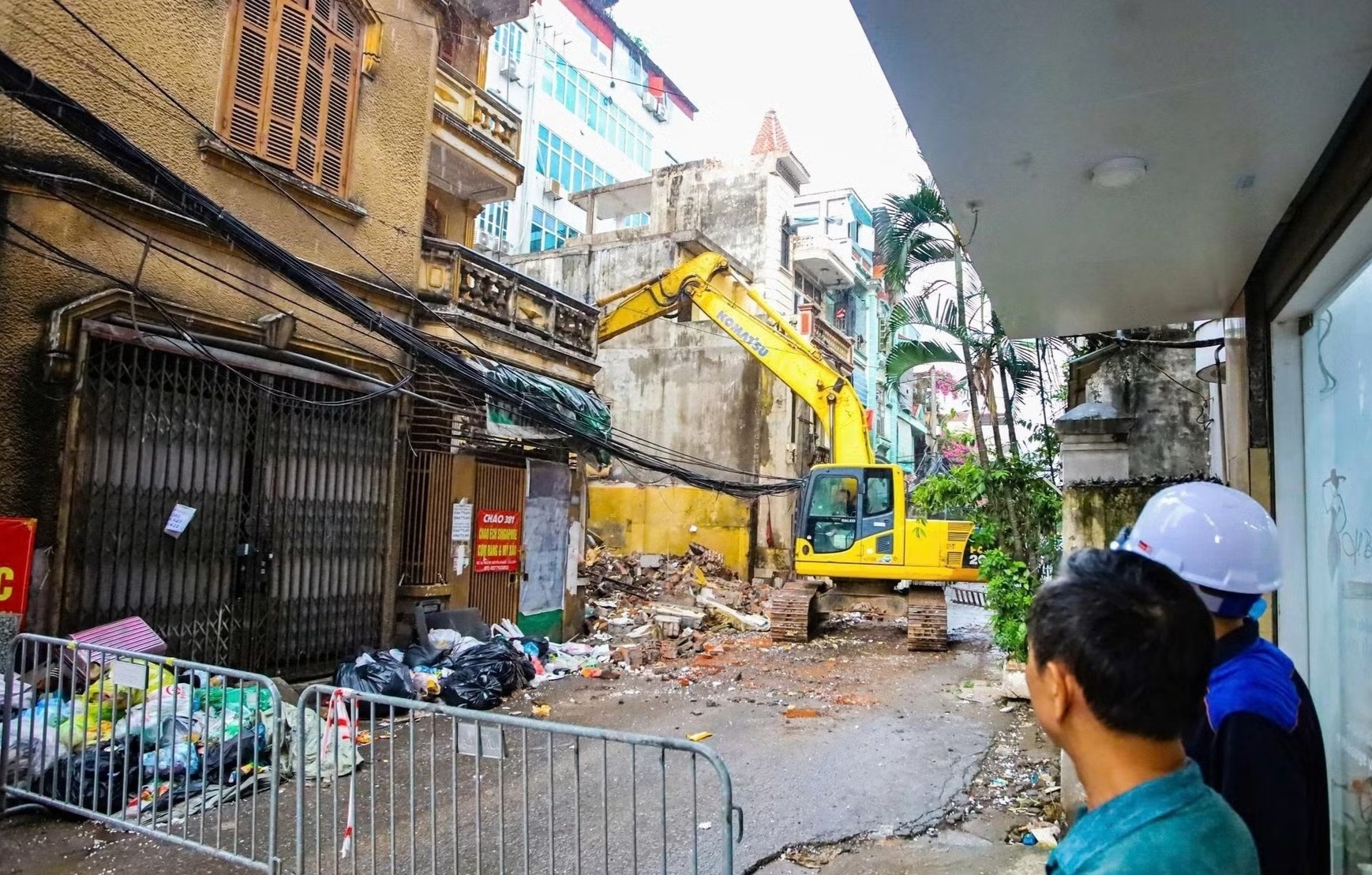 Ngo 'dau kho' o Ha Noi vao giai doan giai phong mat bang hinh anh