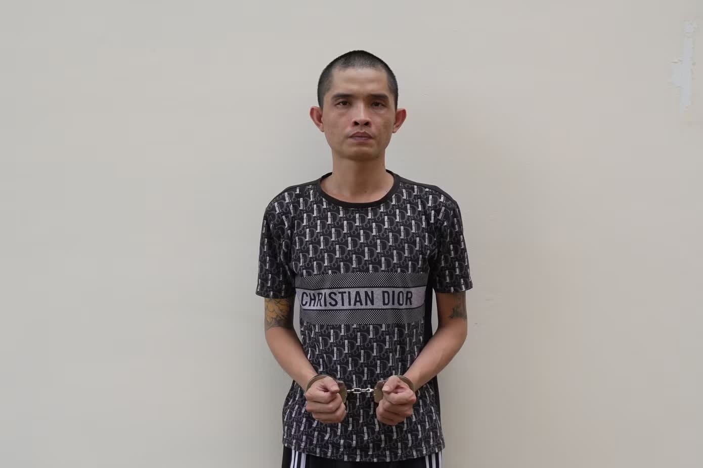san xuat vu khi anh 2
