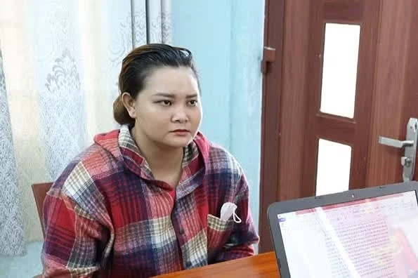 Khoi to them doi tuong trong vu lua ban 'dong den' hinh anh