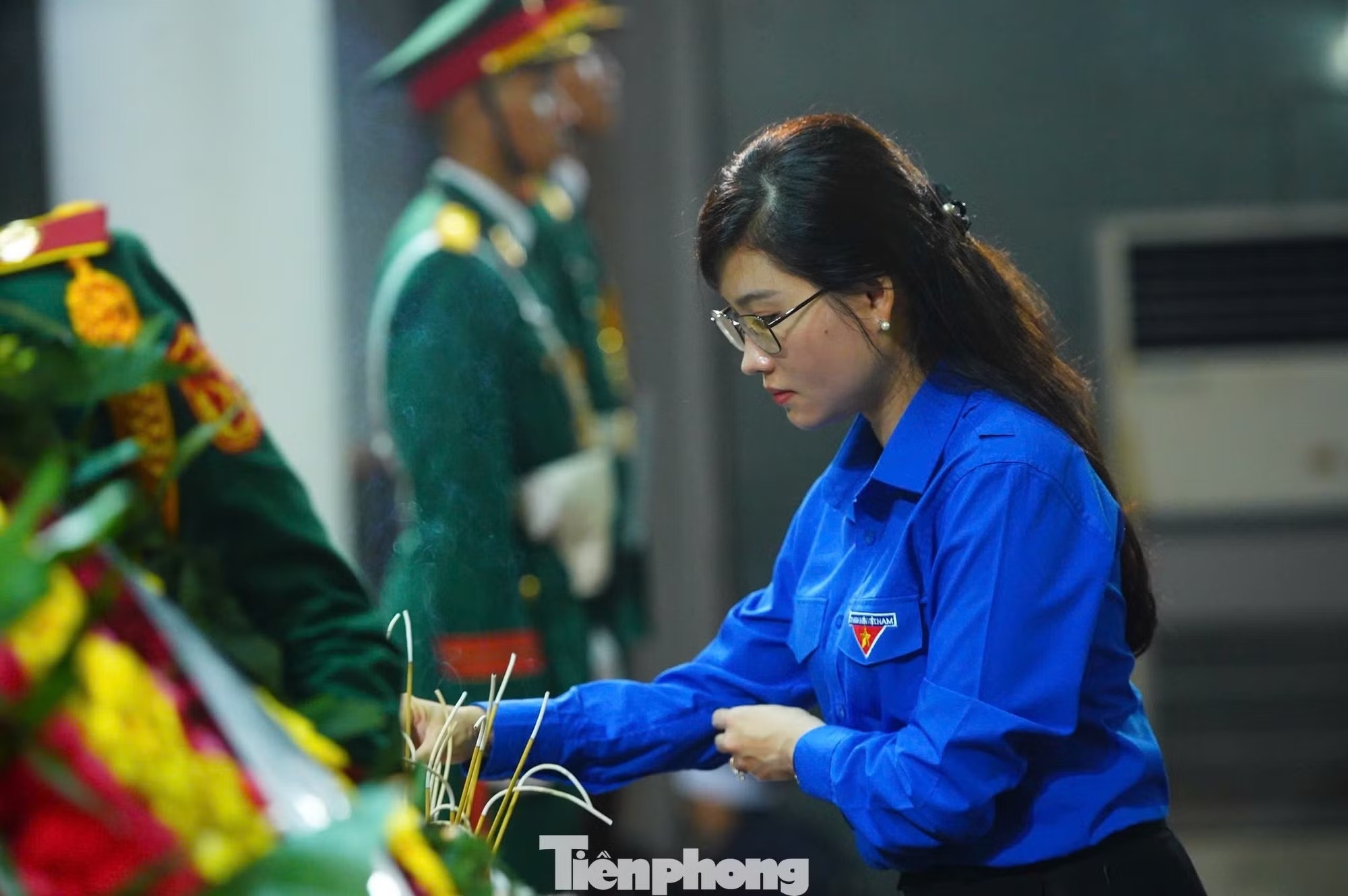 anh hung La Van Cau anh 8