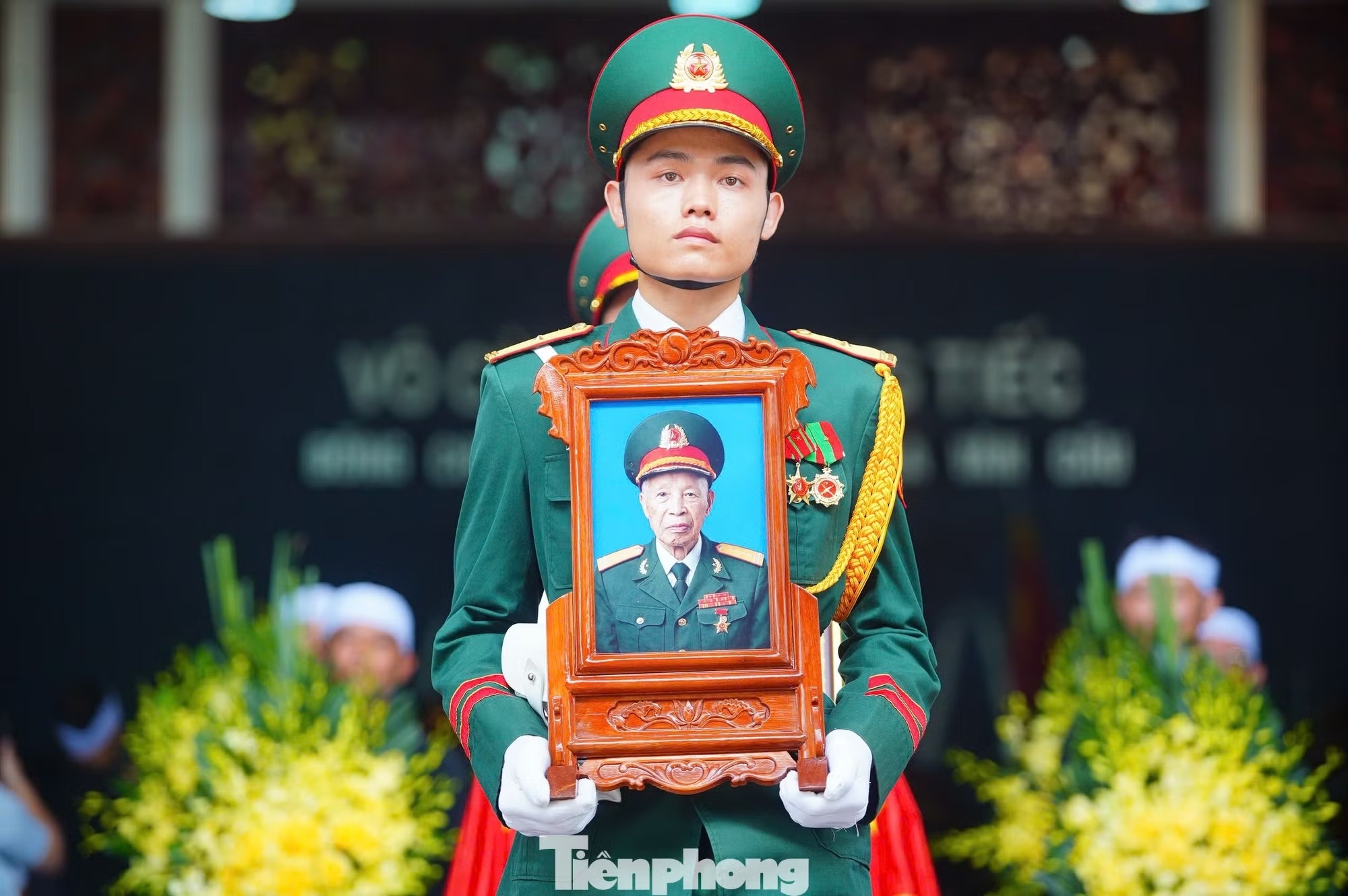 anh hung La Van Cau anh 11