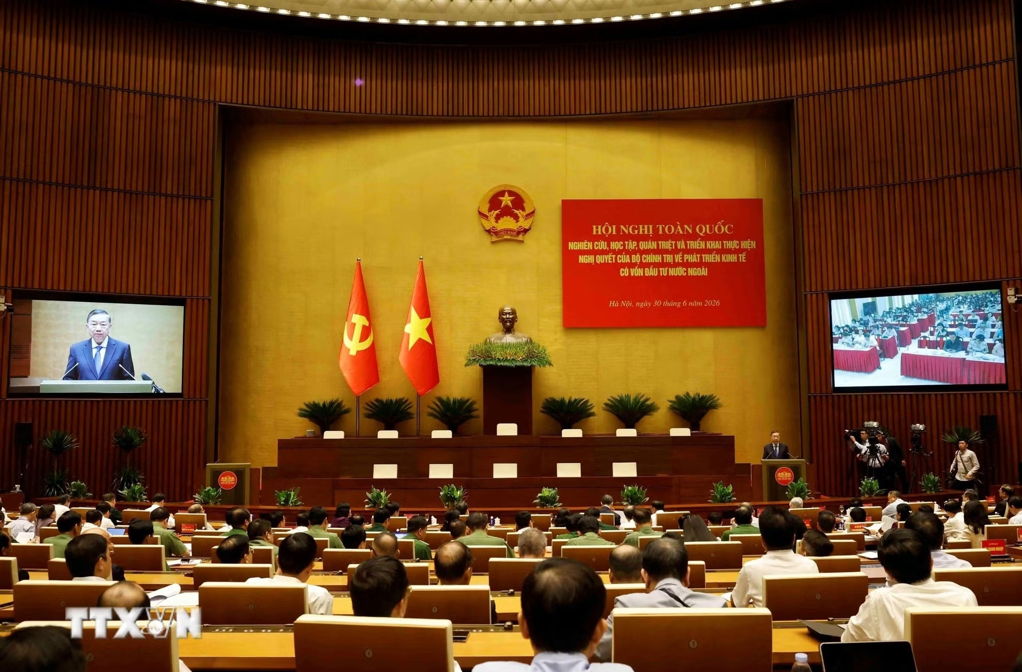 tong bi thu anh 2