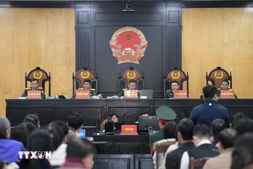 Phuc tham,  vu Phuc Son,  Say bay Nha Trang,  Nguyen Van Hau,  Hau Phao,  Cong ty Nam A,  Giam doc Nam A,  Tap doan Phuc Son anh 1