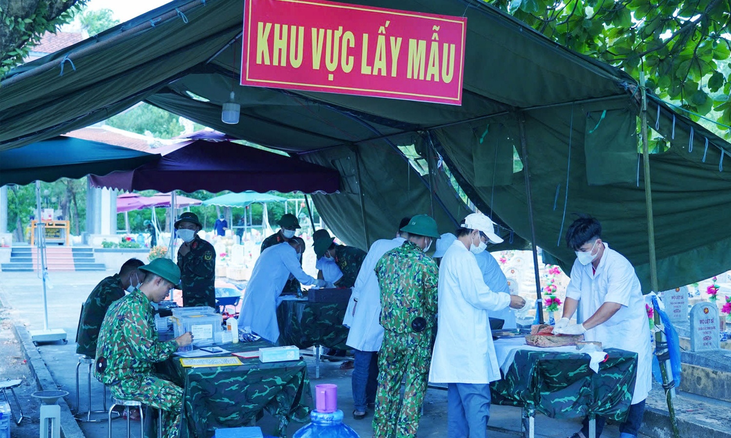 Ban Bi thu: Tap trung cao nhat tim kiem va xac dinh danh tinh hai cot liet si hinh anh