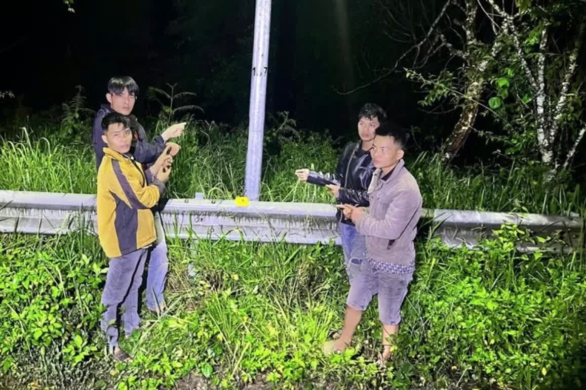 1.200m day dien,  Mang ban phe lieu anh 1