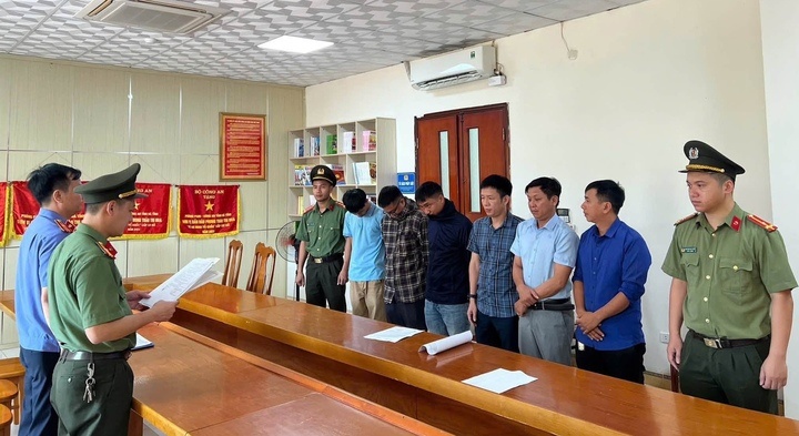 Le Anh Son Lam,  Cong ty Son Lam,  Giam doc Son Lam,  Xay dung Son Lam,  Doanh nghiep Son Lam,  TD Kinh Bac Viet,  Gdoc Kinh Bac Viet,  CT Kinh Bac Viet,  Ktoan Kinh Bac Viet,  Cong ty Hathaco,  Doanh nghiep Hathaco,  Giam doc Hathaco anh 1