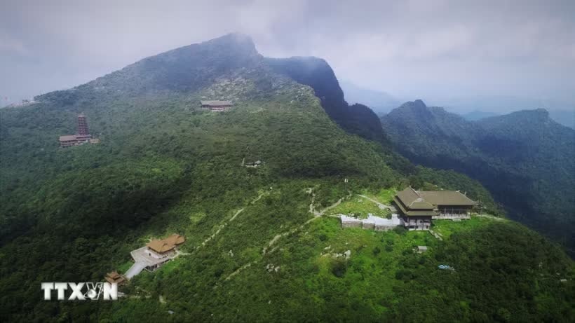 Tay Yen Tu anh 1