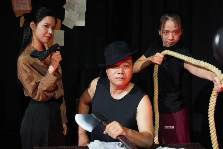 Cong an TP Ha Noi to chuc chuong trinh thuc canh lich su 'Mat Lenh Dem' hinh anh
