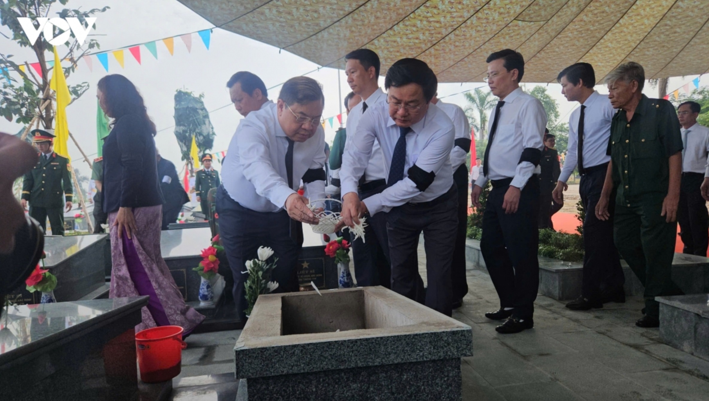 Tay Ninh an tang 173 hai cot liet si hy sinh tai Campuchia hinh anh
