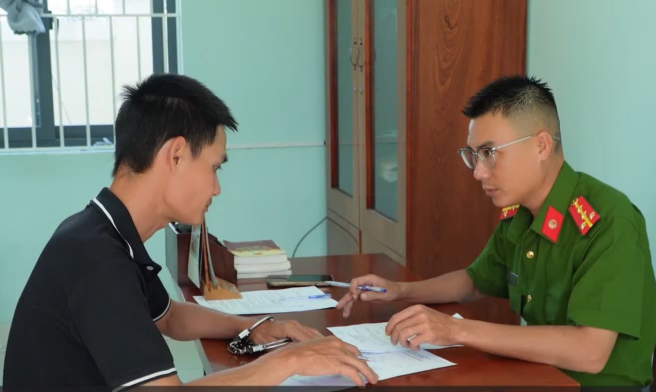nguoi ban ve so anh 1