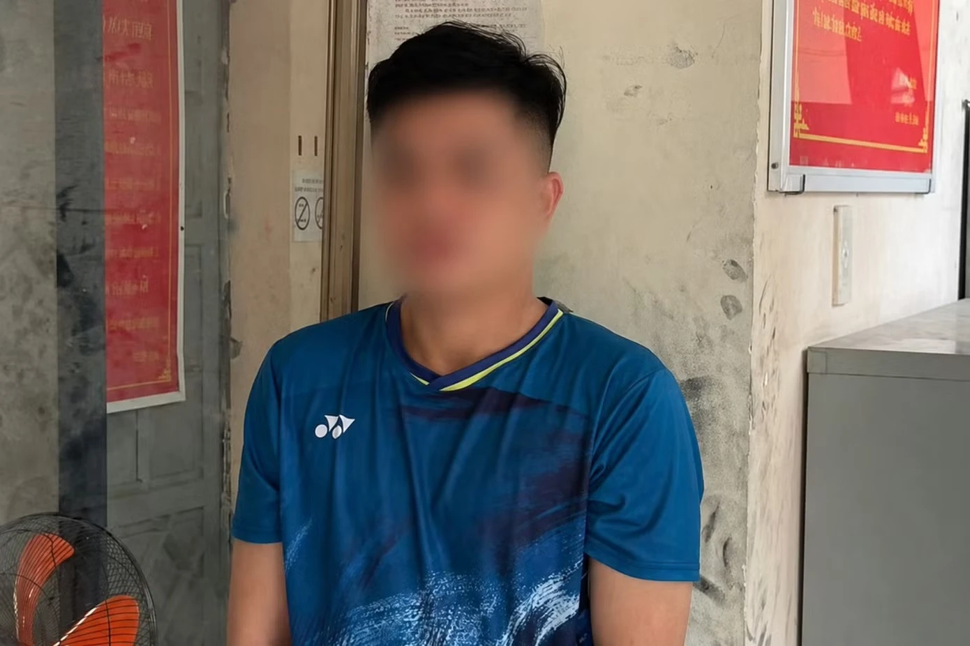 Con gai bi bao hanh, vi sao me chua trinh bao ngay? hinh anh