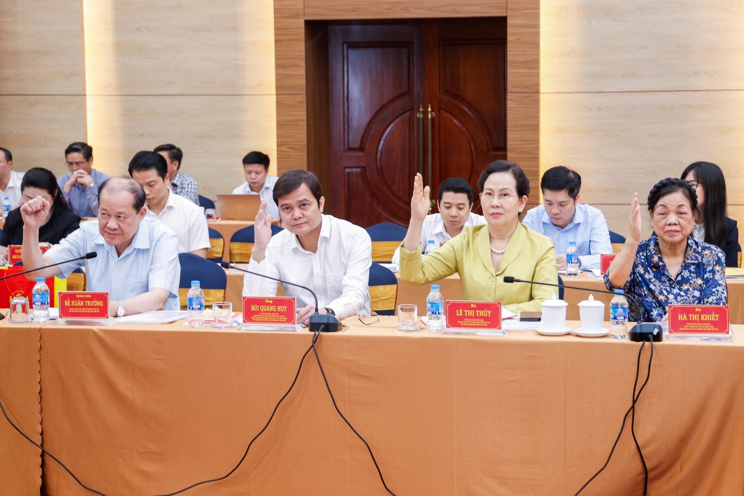 mat tran to quoc anh 2