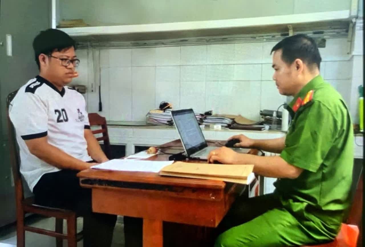 Bach Hoa Xanh,  chiem doat tien ty anh 1