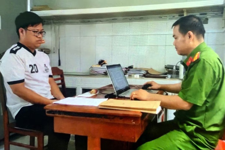 Lua chay viec lam o Bach Hoa Xanh, chiem doat tien ty hinh anh