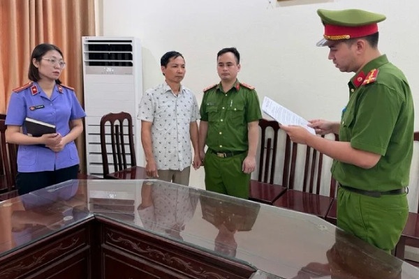 Khởi tố 4 cựu lãnh đạo xã ở Ninh Bình gây thất thoát hơn 1,4 tỷ đồng ngân sách