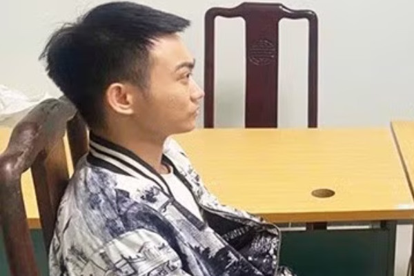 Bỏ nhà đi tìm việc, nữ sinh bị đối tượng tuyển dụng lao động xâm hại
