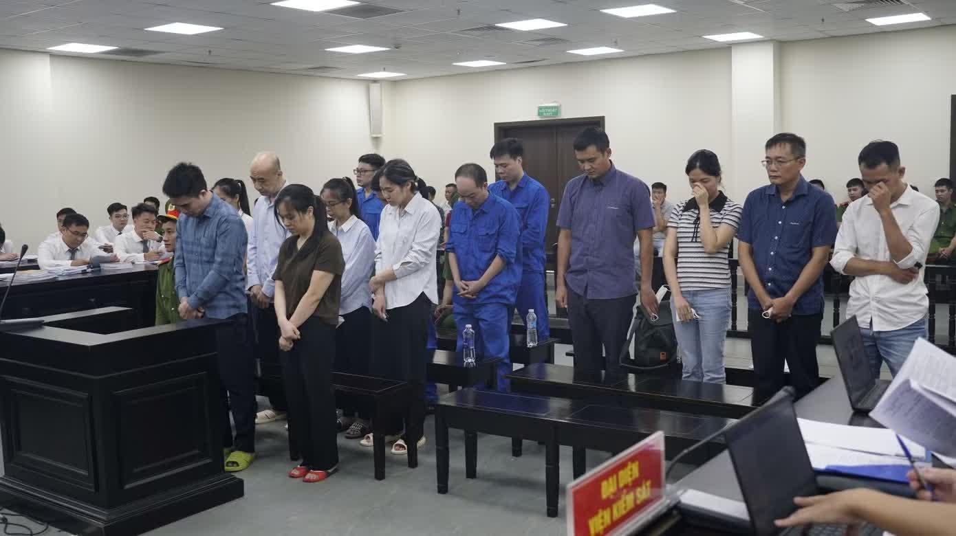 Nguyễn Hữu Tu&acirc;n,  Nguyễn Thế Việt ảnh 3