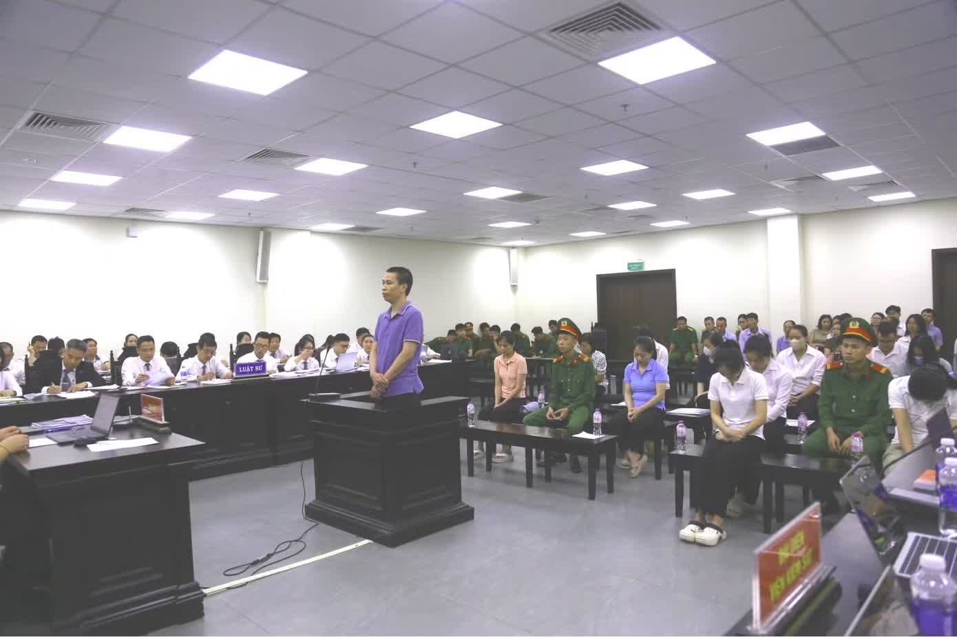 Giam doc Herbitech,  Doanh nghiep Herbitech,  13 trieu san pham,  suc khoe gia,  tron thue,  Cong nghe Herbitech anh 3