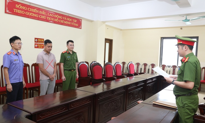 thời trang Owen,  thời trang Owen giả,  Chủ thời trang Owen,  Cửa h&agrave;ng Owen,  Cty Kowil Việt Nam,  Chủ Kowil Việt Nam,  DN Kowil Việt Nam ảnh 2