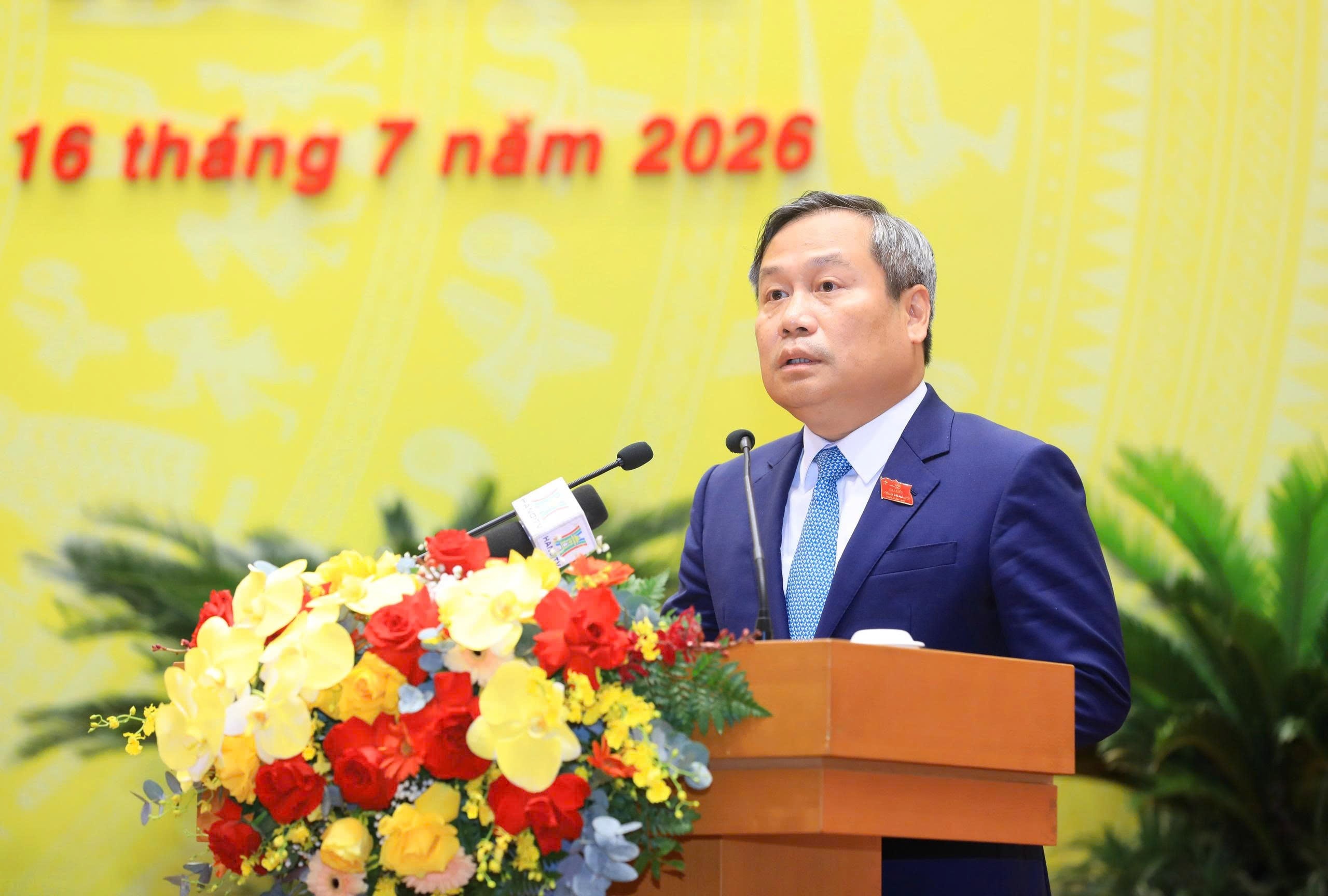 Chủ tịch Hà Nội nhận trách nhiệm khi để các nhiệm vụ chậm tiến độ