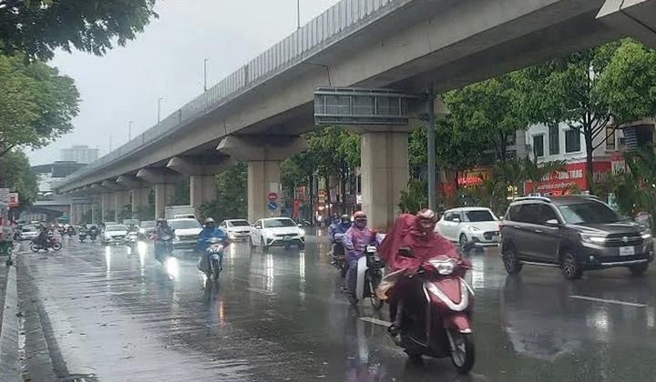 Dự báo thời tiết Hà Nội ngày 19/7: Mưa dông rải rác, có nơi mưa to