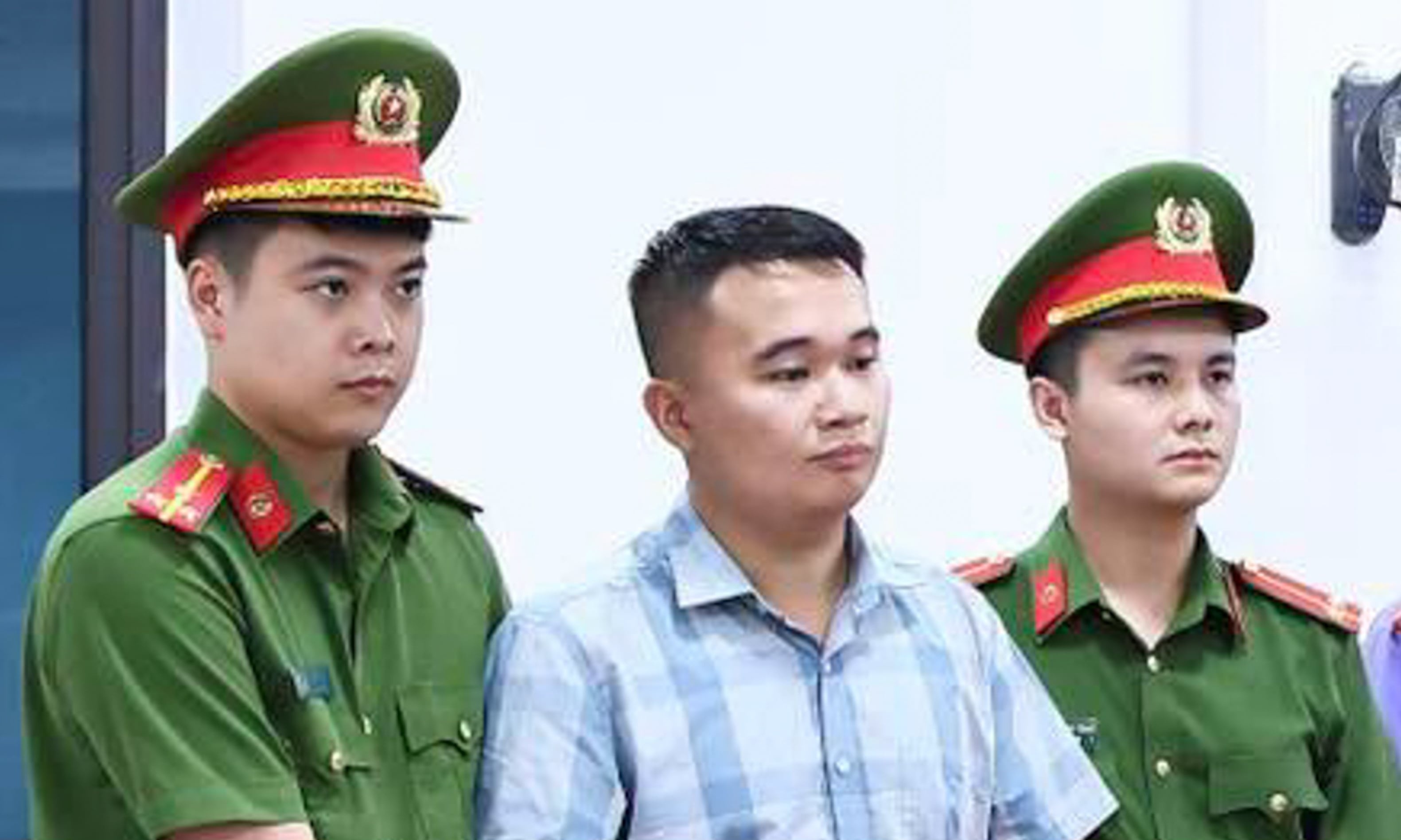 gian lận thi cử ảnh 2