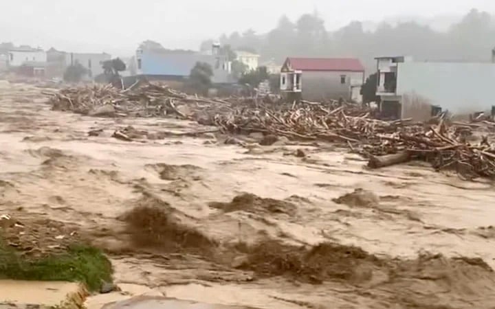 Mưa lớn, hơn 70 xã ở 4 tỉnh miền Bắc nguy cơ lũ quét, sạt lở