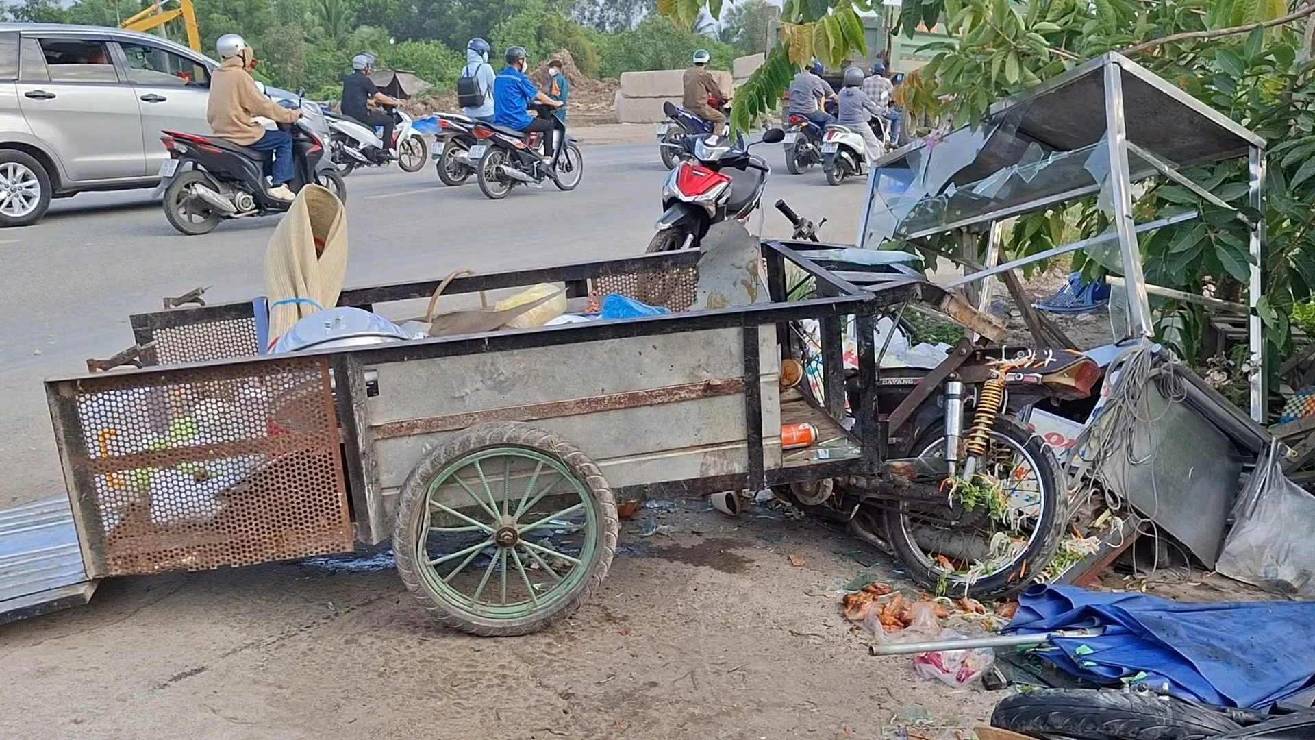Hai vụ tai nạn liên tiếp tại Đồng Tháp, hai người tử vong