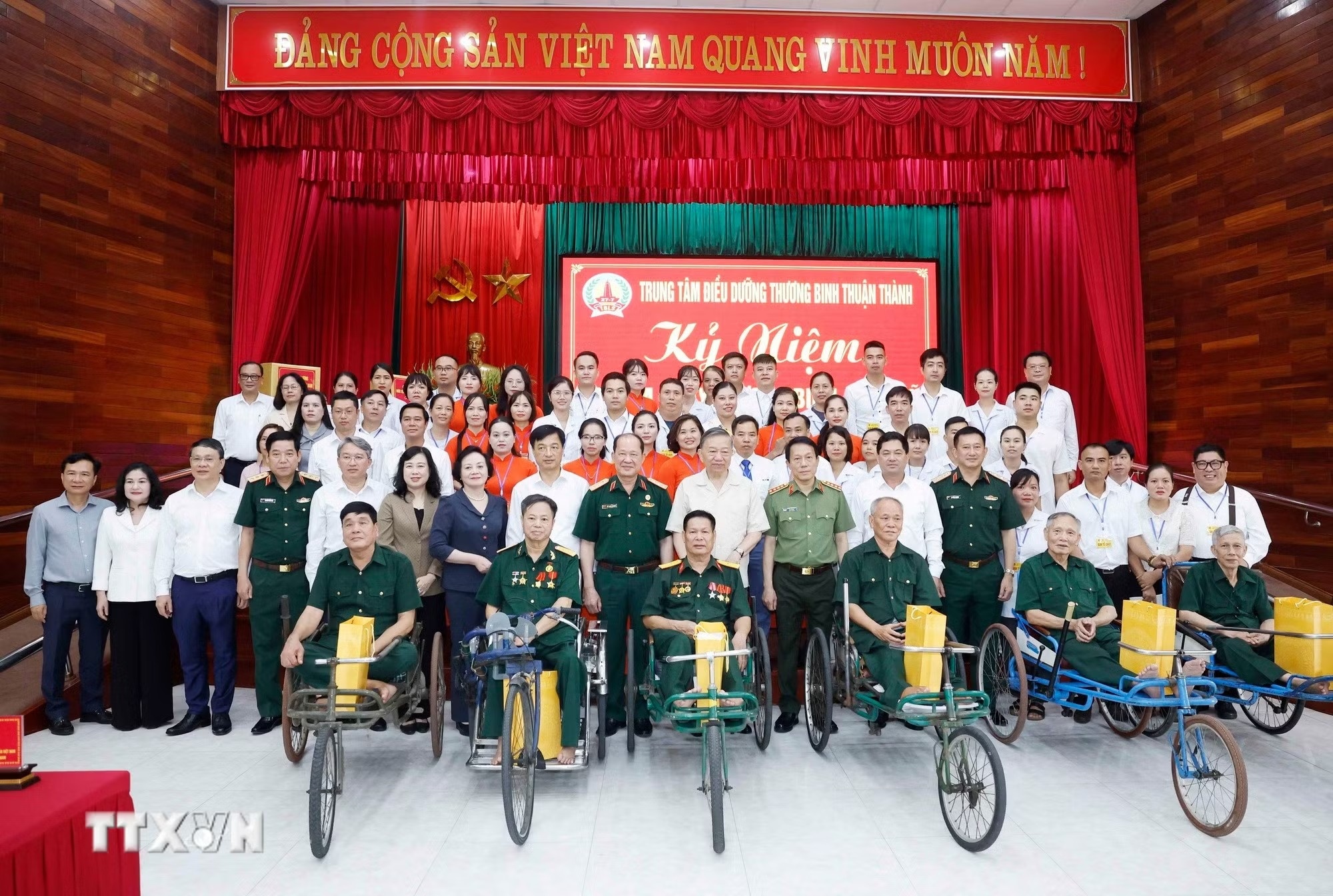 tổng b&iacute; thư ảnh 3