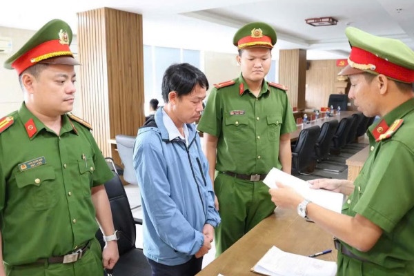 Bắt tạm giam nguyên chuyên viên Phòng Giáo dục và đào tạo Nam Trà My