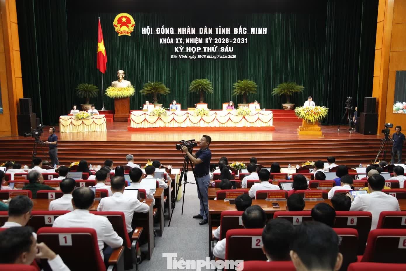 tội danh tham nhũng,  chức vụ ảnh 2