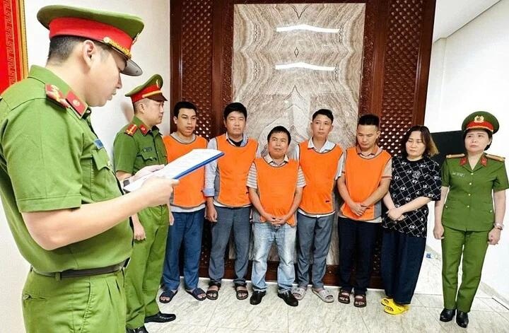 c&ocirc;ng tr&igrave;nh Miền Trung,  X&acirc;y dựng Miền Trung,  C&ocirc;ng ty Miền Trung,  Cty Việt Tr&iacute; Dũng,  DN Việt Tr&iacute; Dũng,  Chủ Việt Tr&iacute; Dũng,  Gđốc Việt Tr&iacute; Dũng  ảnh 1